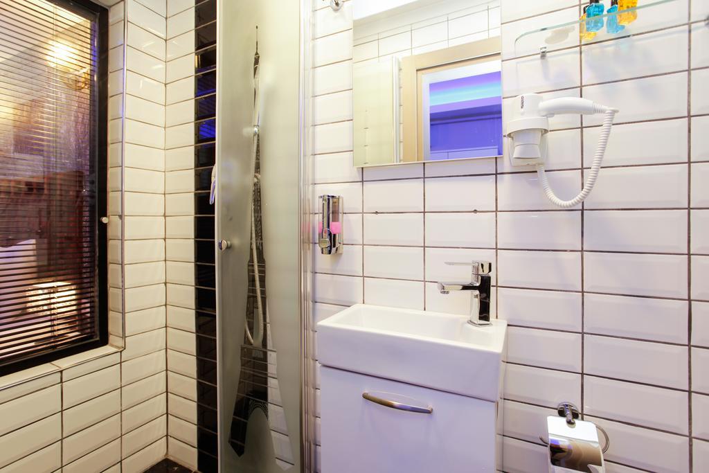 Taksim Doorway Suites (Adults Only) Istanbul Eksteriør billede